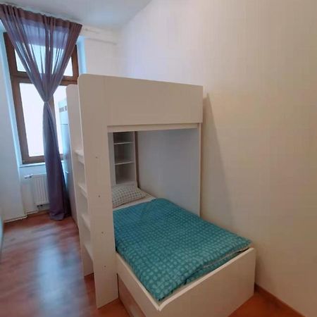 Familienfreundliches Apartment Im Zentrum Fuer Geschaeftsreisen Und Privat Dresda Exterior foto